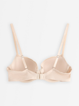 Brjóstahaldari, Akleja