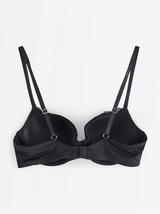 Brjóstahaldari, Akleja