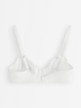 Brjóstahaldari, Aster