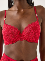 Brjóstahaldari, Lilja