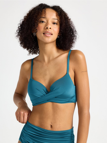 Bikini toppur