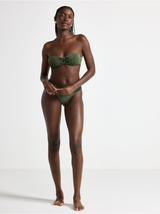 Bikini toppur