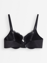 Brjóstahaldari, Lilja