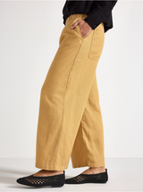 Buxur, cropped
