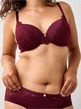 Brjóstahaldari, Lilja