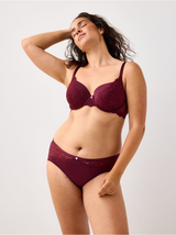 Brjóstahaldari, Lilja