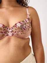 Brjóstahaldari , Ella-m