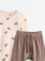 Sett, samfella og buxur