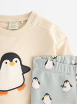 Sett, peysa og leggins