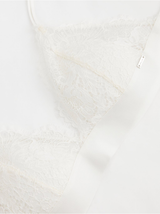 Brjóstahaldari, Ella-m