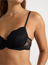 Brjóstahaldari, T shirt