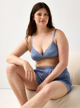 Flora, brjóstahaldari