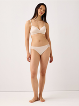 Flora, brjóstahaldari