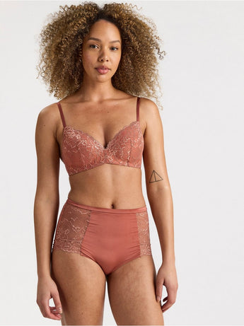 Brjóstahaldari, Flirt